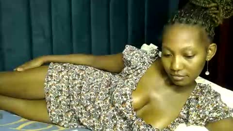 Snapshot of prettygoddess1 chatting on 09-11-25, 06:30 Mary online show from 09-11-25, 06:30