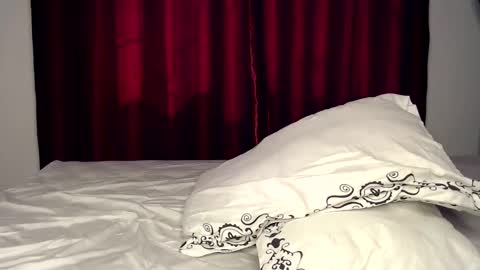 Snapshot of prettygoddess1 chatting on 10-04-25, 06:11 Mary online show from 10-04-25, 06:11