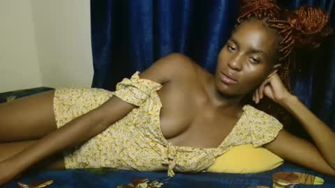Snapshot of prettygoddess1 chatting on 05-09-26, 05:34 Mary online show from 05-09-26, 05:34
