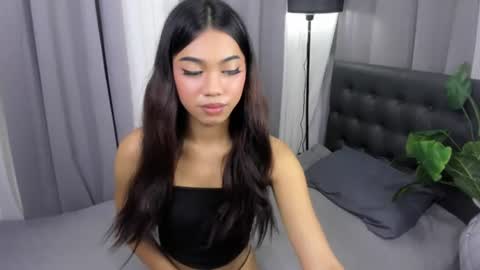 Snapshot of prettyhothugecock chatting on 06-13-26, 03:21 prettyhothugecock online show from 06-13-26, 03:21