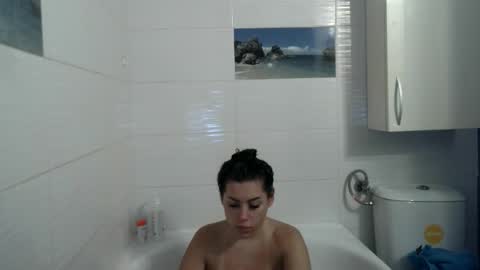 prettyjulliette online show from 11-04-25, 02:05