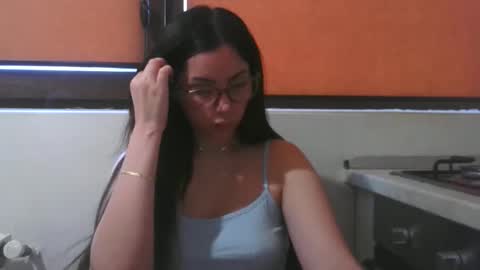 prettyjulliette online show from 05-14-26, 02:35