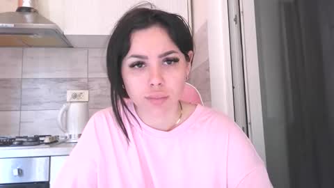 prettyjulliette online show from 05-20-26, 10:32