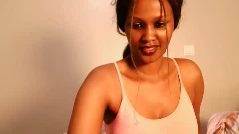 prettykeilaa online show from 04-15-26, 02:46