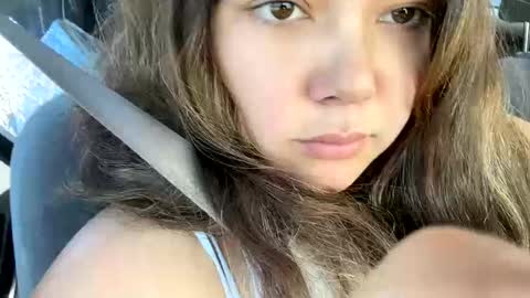 prettylatinamomma01 online show from 10-17-25, 06:21