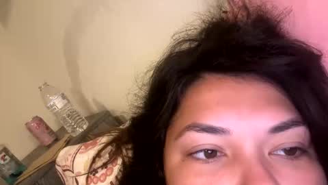 prettylatinamomma01 online show from 04-26-26, 05:10