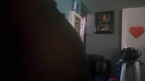 Mona Red online show from 01-15-25, 11:51