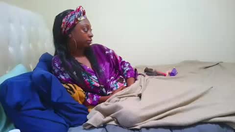 prettylondond online show from 07-23-26, 07:45
