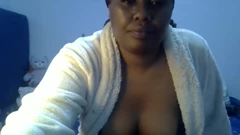 prettymel1 online show from 03-23-26, 08:13