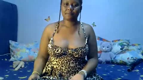 prettymel1 online show from 05-20-26, 05:08