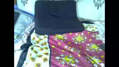 Snapshot of prettymish25 chatting on 01-10-25, 05:15 prettymish25 online show from 01-10-25, 05:15