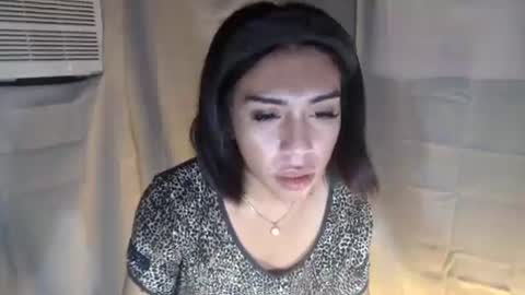 Odette online show from 10-24-25, 02:52