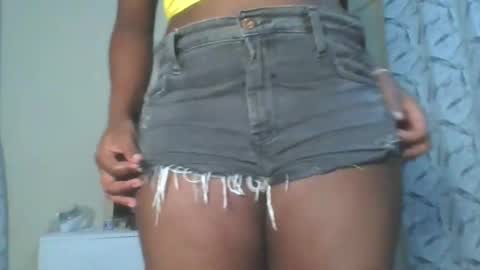 prettypussy_24 online show from 05-20-26, 12:22