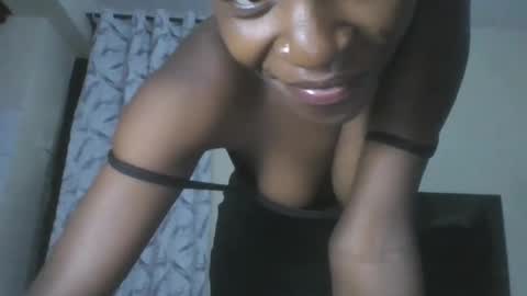 prettypussy_24 online show from 05-22-26, 10:48