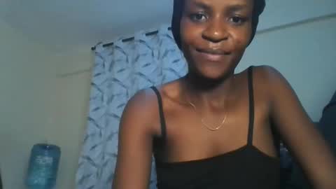 prettypussy_24 online show from 05-25-26, 09:21