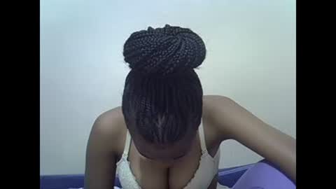 Snapshot of prettyqueenn1 chatting on 01-13-25, 11:30 sharon online show from 01-13-25, 11:30