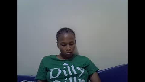 Snapshot of prettyqueenn1 chatting on 01-21-25, 11:02 sharon online show from 01-21-25, 11:02