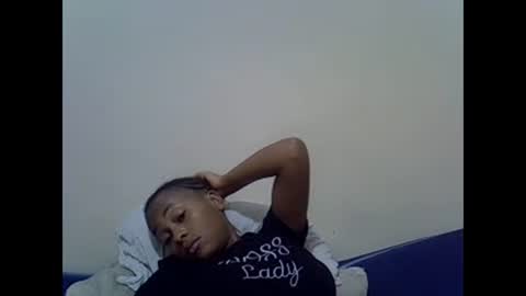 Snapshot of prettyqueenn1 chatting on 01-26-25, 11:50 sharon online show from 01-26-25, 11:50