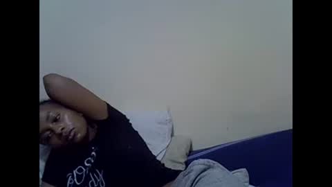 Snapshot of prettyqueenn1 chatting on 01-27-25, 06:09 sharon online show from 01-27-25, 06:09