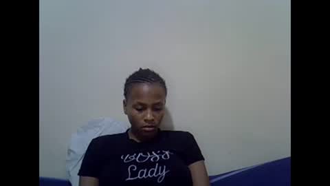 Snapshot of prettyqueenn1 chatting on 01-28-25, 01:39 sharon online show from 01-28-25, 01:39