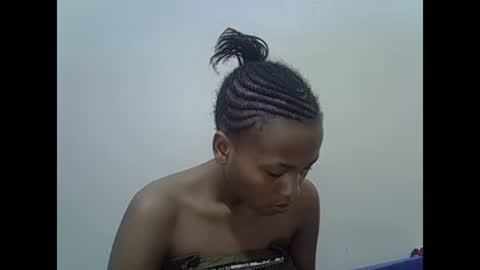 Snapshot of prettyqueenn1 chatting on 01-29-25, 04:26 sharon online show from 01-29-25, 04:26