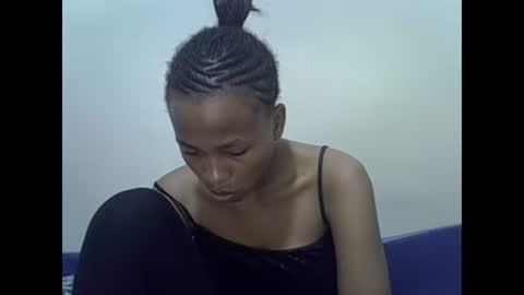 Snapshot of prettyqueenn1 chatting on 01-30-25, 06:21 sharon online show from 01-30-25, 06:21