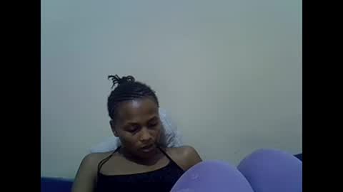 Snapshot of prettyqueenn1 chatting on 02-02-25, 08:19 sharon online show from 02-02-25, 08:19