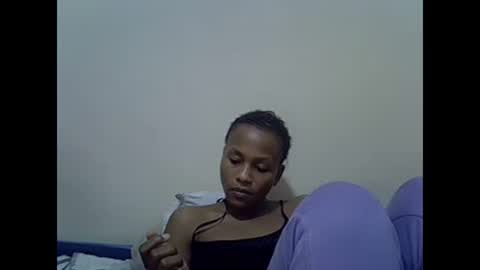 Snapshot of prettyqueenn1 chatting on 02-04-25, 04:29 sharon online show from 02-04-25, 04:29