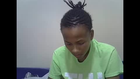 Snapshot of prettyqueenn1 chatting on 02-08-25, 02:15 sharon online show from 02-08-25, 02:15