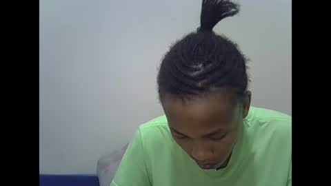 Snapshot of prettyqueenn1 chatting on 02-15-25, 02:58 sharon online show from 02-15-25, 02:58