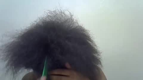 Snapshot of prettyqueenn1 chatting on 02-28-25, 01:58 sharon online show from 02-28-25, 01:58