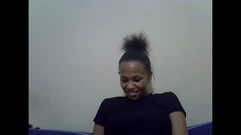 Snapshot of prettyqueenn1 chatting on 03-02-25, 01:36 sharon online show from 03-02-25, 01:36