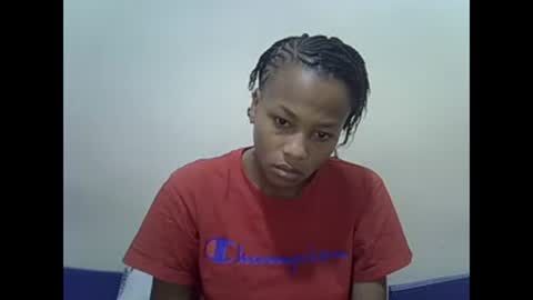 Snapshot of prettyqueenn1 chatting on 03-05-25, 12:44 sharon online show from 03-05-25, 12:44