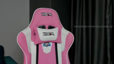 Snapshot of prettysomething chatting on 02-21-25, 08:05 Sophie next stream will be at Monday i will wait you guys online show from 02-21-25, 08:05