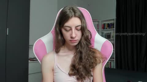 Snapshot of prettysomething chatting on 05-04-26, 06:09 Sophie next stream will be at Monday i will wait you guys online show from 05-04-26, 06:09
