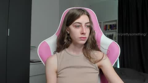 Snapshot of prettysomething chatting on 05-07-26, 06:08 Sophie next stream will be at Monday i will wait you guys online show from 05-07-26, 06:08