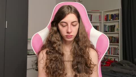Snapshot of prettysomething chatting on 05-23-26, 06:51 Sophie next stream will be at Monday i will wait you guys online show from 05-23-26, 06:51