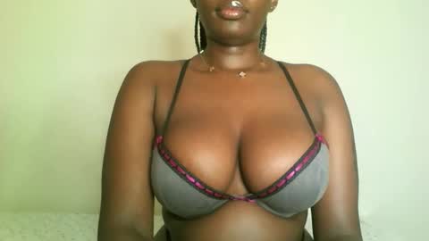 Snapshot of prettyvishy chatting on 05-22-26, 03:02 prettyvishy online show from 05-22-26, 03:02