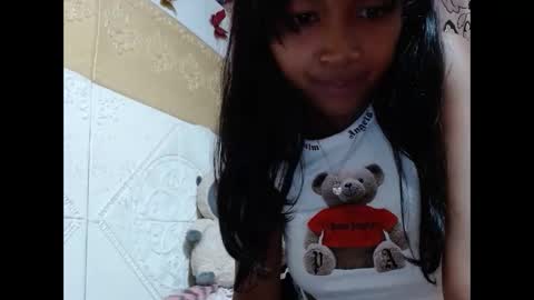 Snapshot of prettyxshummy chatting on 10-25-25, 08:58 prettyxshummy online show from 10-25-25, 08:58