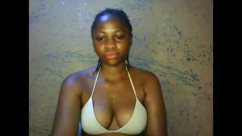 Snapshot of prettyxxpac chatting on 02-18-26, 11:01 prettyxxpac online show from 02-18-26, 11:01
