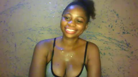 Snapshot of prettyxxpac chatting on 03-08-26, 12:30 prettyxxpac online show from 03-08-26, 12:30