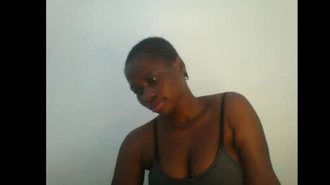 Snapshot of prettyxxpac chatting on 07-22-26, 12:19 prettyxxpac online show from 07-22-26, 12:19