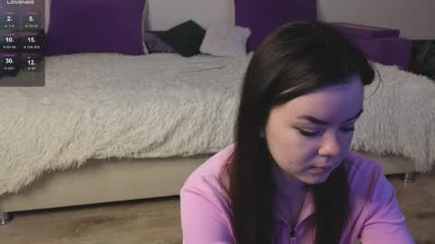 Kitty online show from 04-24-26, 02:25