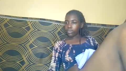 prettyzuzu online show from 10-26-25, 09:15