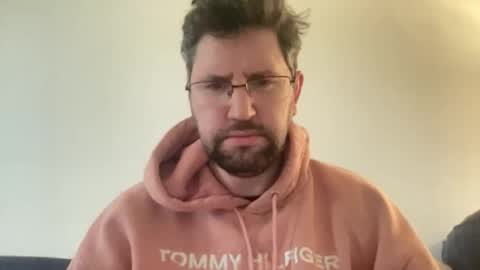 Snapshot of previewh chatting on 03-16-26, 10:41 PreviewH online show from 03-16-26, 10:41