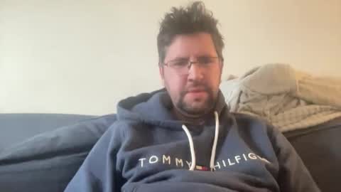 Snapshot of previewh chatting on 04-04-26, 02:14 PreviewH online show from 04-04-26, 02:14