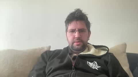 Snapshot of previewh chatting on 04-07-26, 07:42 PreviewH online show from 04-07-26, 07:42