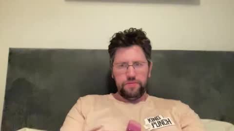 Snapshot of previewh chatting on 04-30-26, 06:36 PreviewH online show from 04-30-26, 06:36
