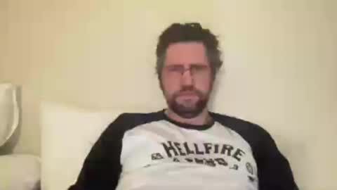 Snapshot of previewh chatting on 05-14-26, 07:42 PreviewH online show from 05-14-26, 07:42