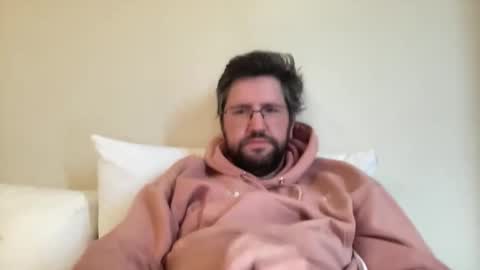 Snapshot of previewh chatting on 05-22-26, 01:17 PreviewH online show from 05-22-26, 01:17